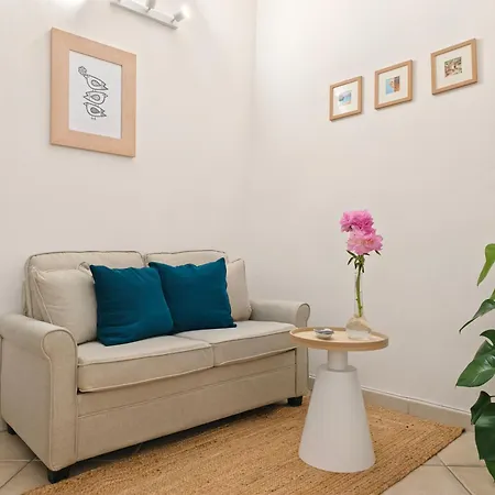 Piccola Dimora In Palazzo Cadello Rossi 아파트 *